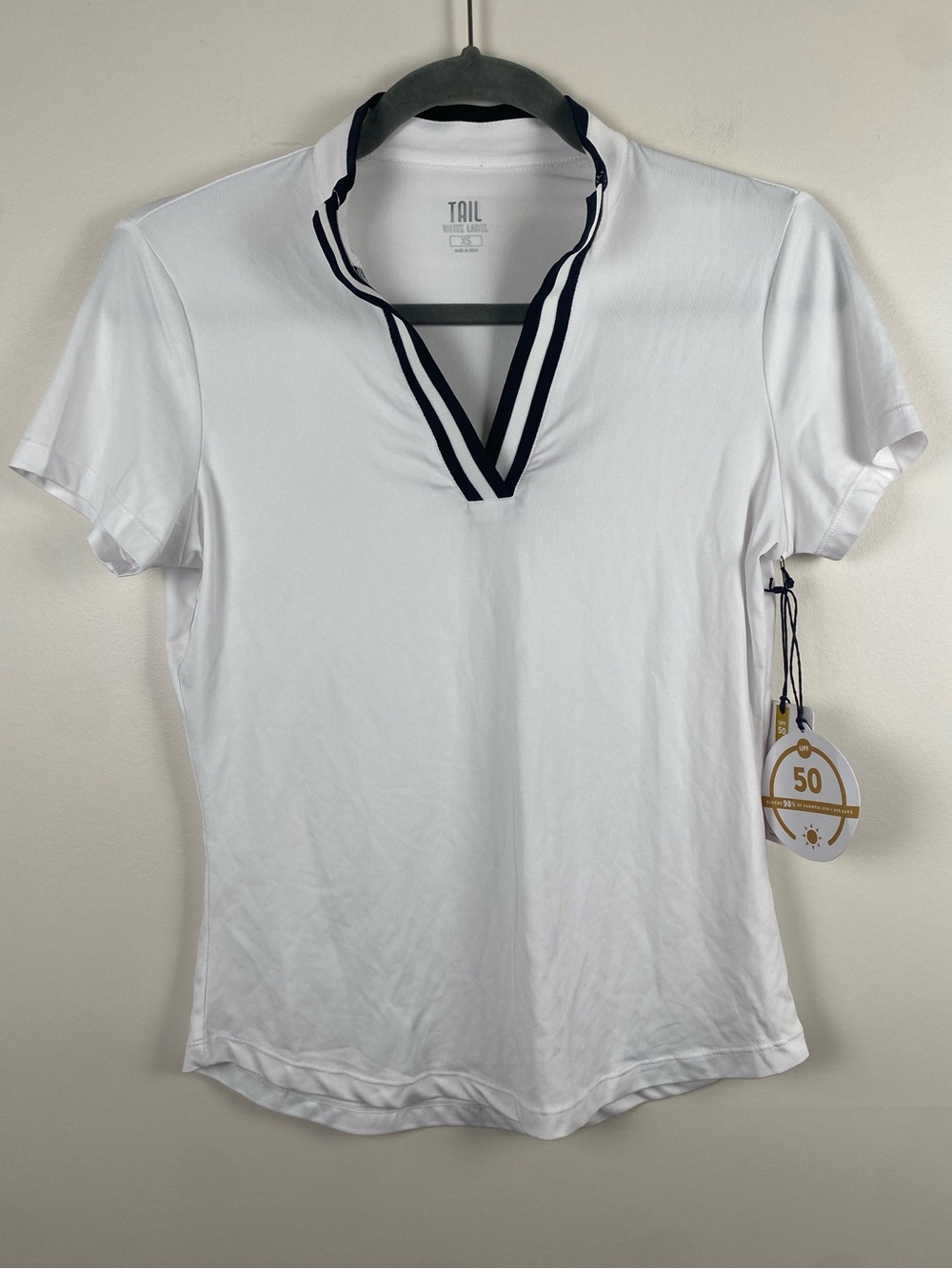 TAIL White Label White Short Sleeve Split Neck Golf Polo XS